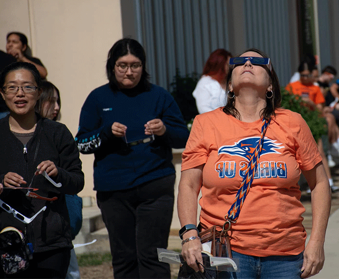 Students to enjoy up-close view of eclipse at <a href='http://ombw.ngskmc-eis.net'>在线博彩</a> Main Campus